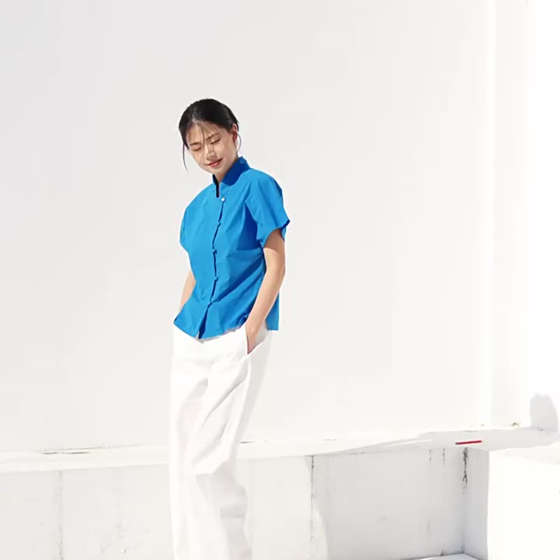 Blue 2-color new Chinese style super slim small stand-up collar flying sleeve shirt jade button deep bamboo moon short-sleeved shirt - Women's Shirts - Cotton & Hemp Blue