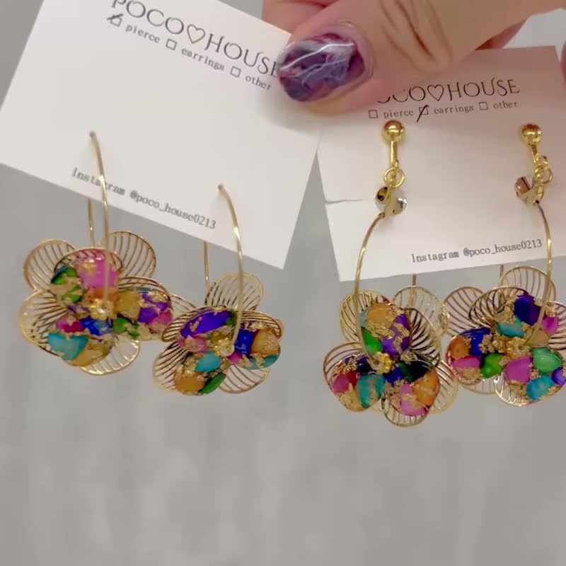 虹色の花　フープピアス　イヤリング　ピアス - 耳環/耳夾/耳骨夾 - 樹脂 多色