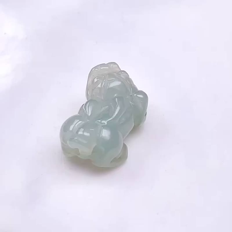 【招財神獸】冰糯種翡翠貔貅擺飾 | 天然緬甸玉翡翠A貨 - 吊飾/掛飾 - 玉石 白色