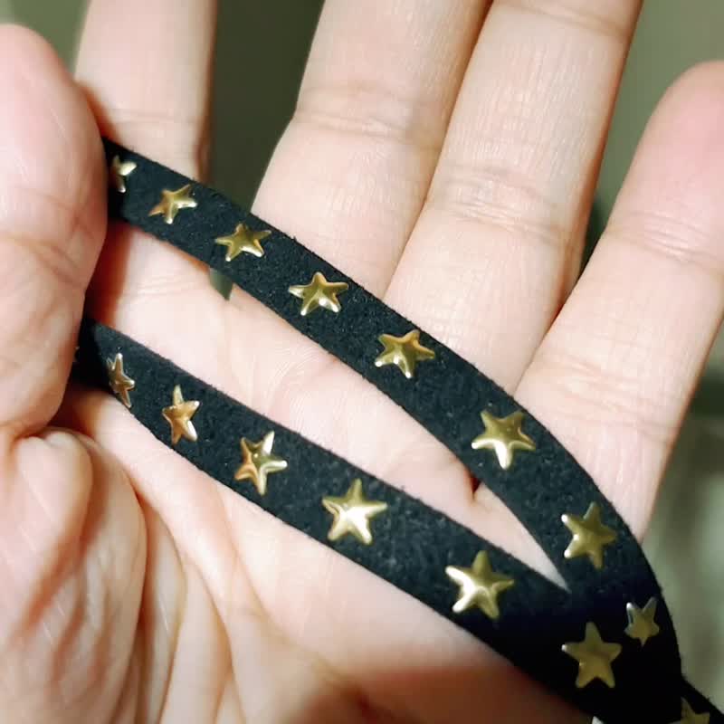 小金星 黑色麂皮絨choker 短項鍊 極簡美式風 - 頸鏈 - 其他人造纖維 黑色