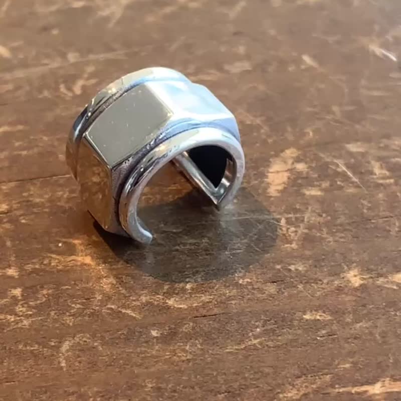 ナット シルバー925 イヤーカフ/メンズ/片耳/送料無料/シルバーアクセサリー/彼氏プレゼント/シンプル/日本製/ec25 - 耳環/耳夾/耳骨夾 - 純銀 