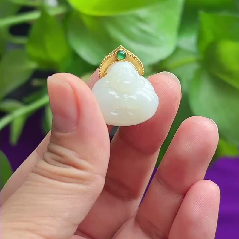 天然和田玉羊脂白玉18K金鑲嵌抱抱佛 尺寸25×21×12MM 重8.6克 - 項鍊 - 水晶 