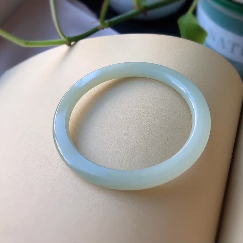 天然和田玉且末藍 天空藍手鐲 圈口54.5mm 淺藍色的愛 - 手鍊/手環 - 玉石 