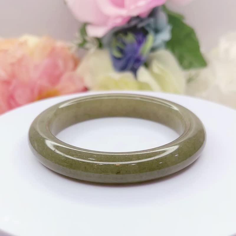 NO.53稀有抹茶綠 佘太翠 55 MM 圈口 個性軍綠色 佘太玉 手鐲 - 手鍊/手環 - 玉石 綠色