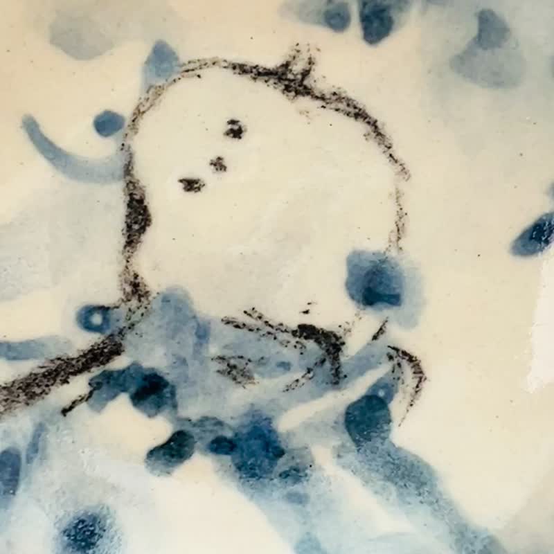 霧中雪精靈  釉下青花彩繪陶 9.7 x 9.7 x 2 cm - 盤子/餐盤/盤架 - 陶 