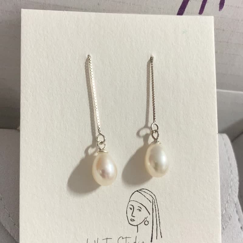 Drop-shaped Pearls Sterling Silver ear threads - ต่างหู - เงินแท้ ขาว