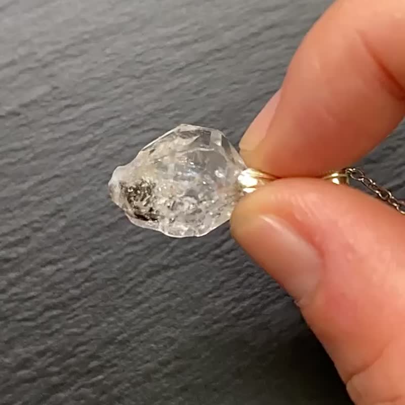 能量原石-天然彩虹閃靈鑽高頻率原石925鈦鋼項鍊 平衡淨化七輪 - 項鍊 - 水晶 多色