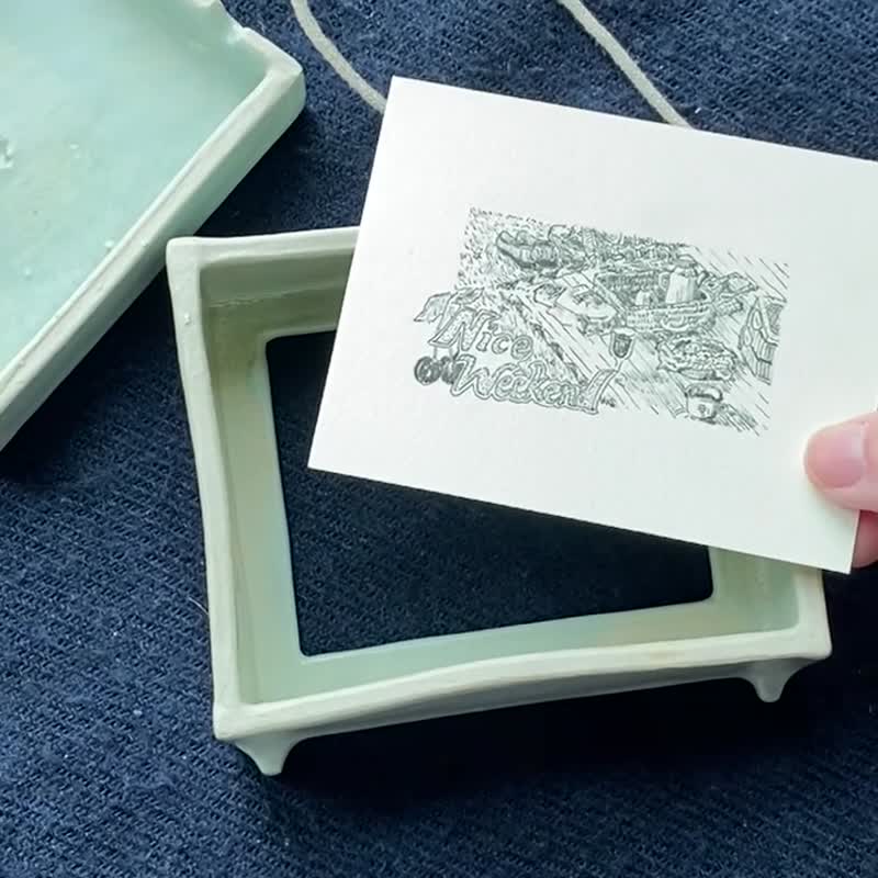 Handmade Ceramic Photo Frame with a Print - ของวางตกแต่ง - ดินเผา สีน้ำเงิน
