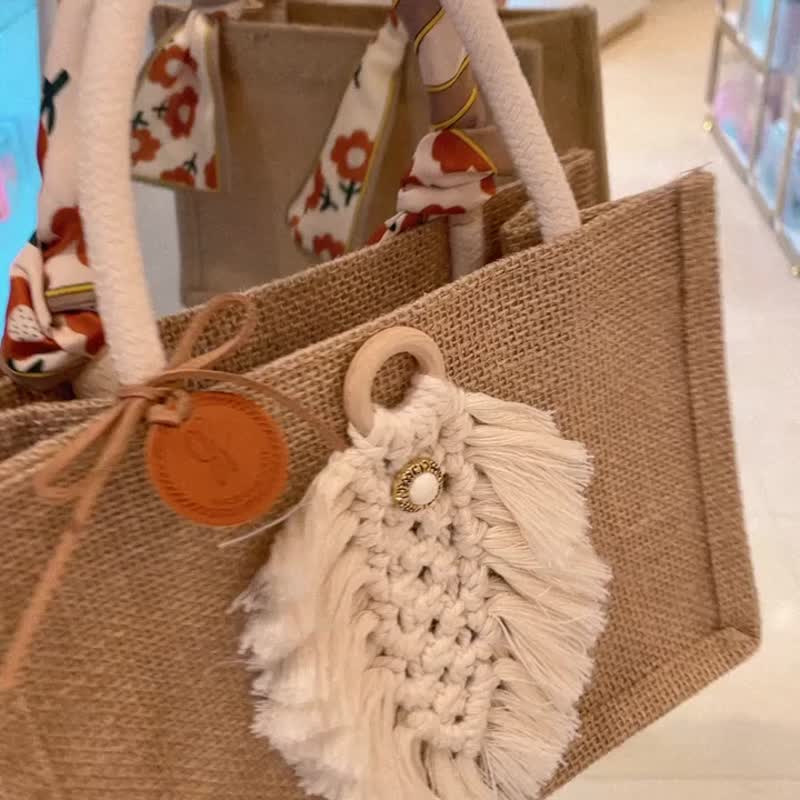 Woven discount jute bag