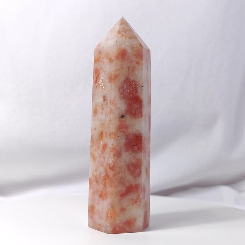 Rare gold sun Stone Arusha leopard pattern placer gold one pillar optimizing the mainstay pillar attracting wealth crystal pillar - Items for Display - Gemstone Orange