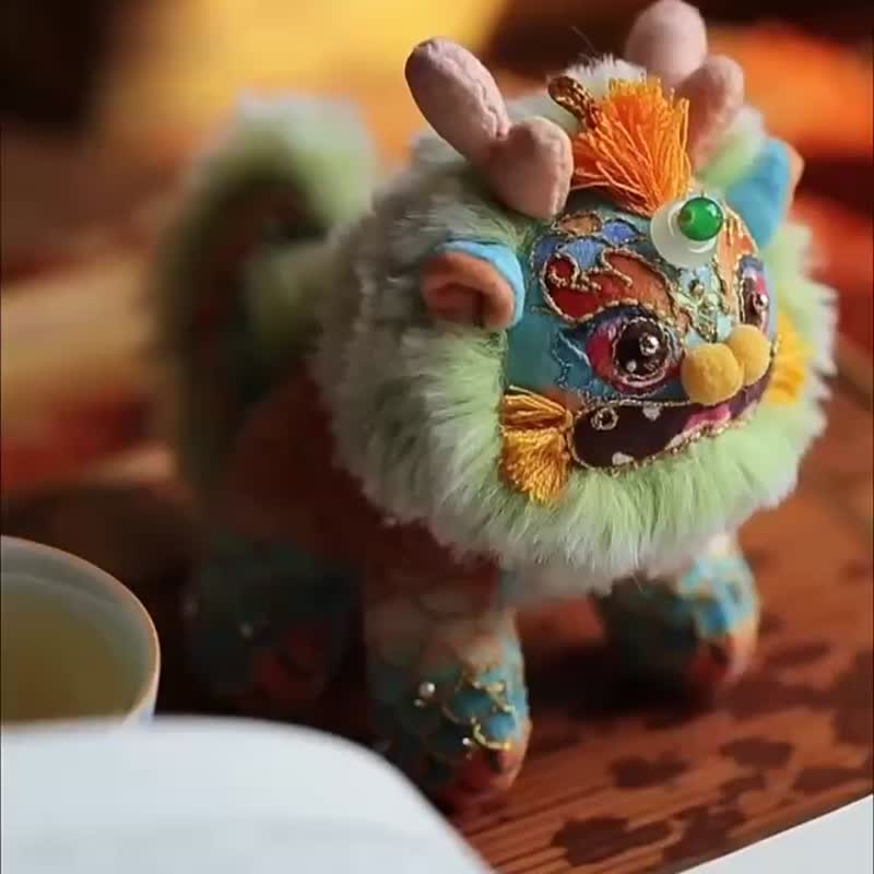 Embroidery handmade DIY material Water Qilin fabric doll ornament gif - Knitting, Embroidery, Felted Wool & Sewing - Cotton & Hemp 