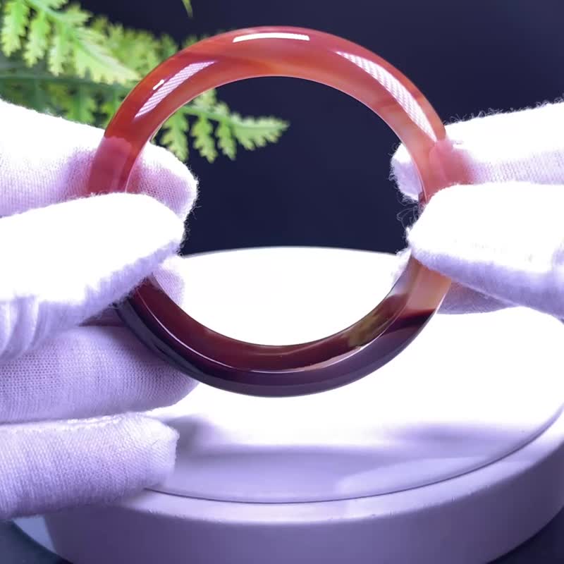 高品質 漸變紅瑪瑙手镯 52MM 高冰幹淨起剛千層 熱情辟邪半山半水 - 手鍊/手環 - 半寶石 紅色