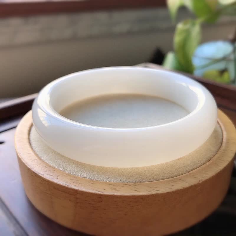 天然羊脂白玉和田玉老坑一級白油潤柔和圈口57.7 - 吊飾/掛飾 - 玉石 