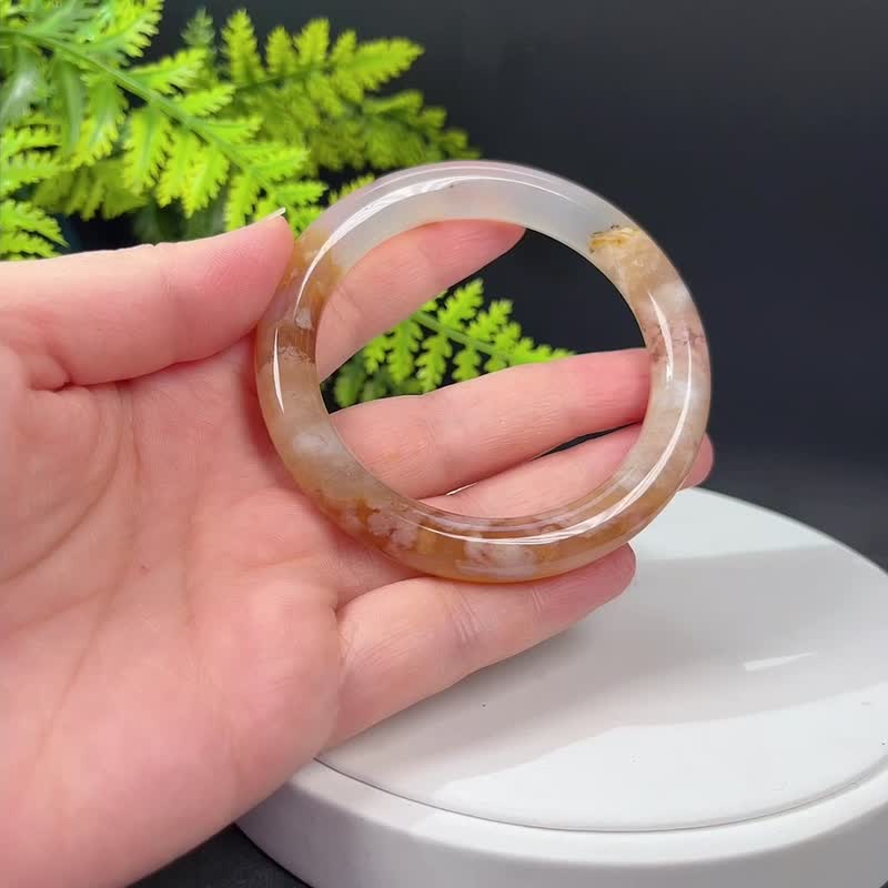 櫻花瑪瑙手鐲58MM 冰潤起光結晶飄花焦糖色玉髓手環 活潑純真友善 - 手鍊/手環 - 半寶石 