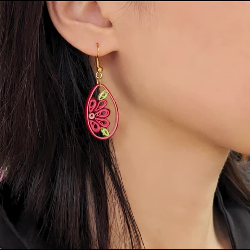 hollow shape earrings  2 - Earrings & Clip-ons - Paper 