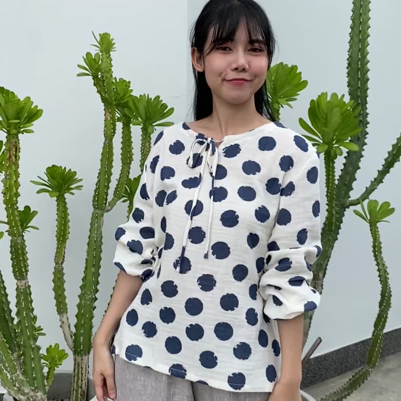 Natural Cotton Blouse with Bow String at the Neckline  - Blue Polka Dot - 女上衣/長袖上衣 - 棉．麻 藍色