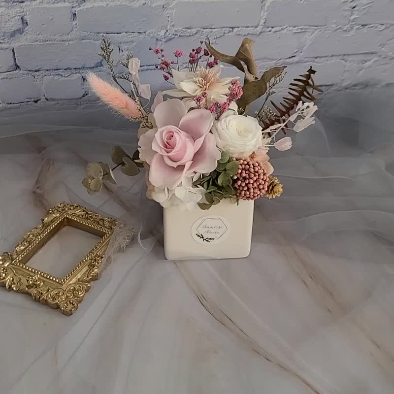 Preserved flower/permanent flower small table flower - Dried Flowers & Bouquets - Plants & Flowers Pink