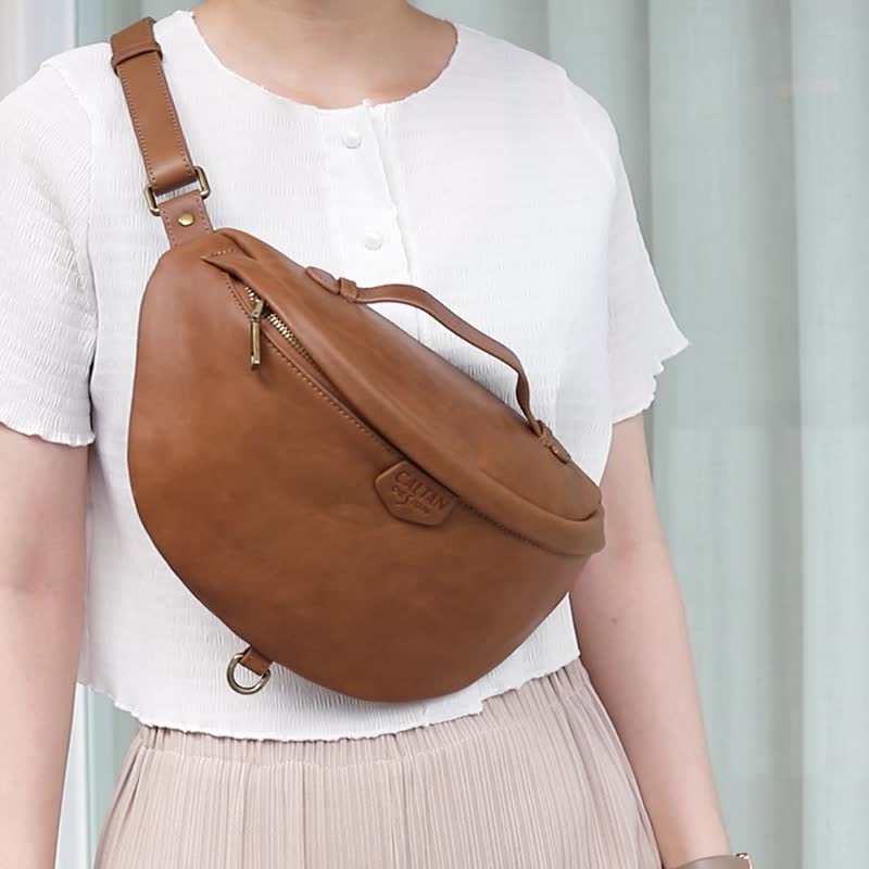 [24hr fast shipping] Genuine leather half-moon shoulder bag-234009 two colors - กระเป๋าแมสเซนเจอร์ - หนังแท้ สีนำ้ตาล