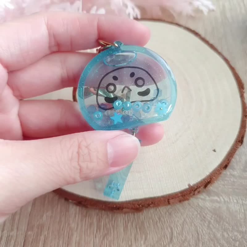 Key ring pendant quicksand shake music Japanese lucky tumbler Dharma wind chime lucky gift blue - Keychains - Resin Blue