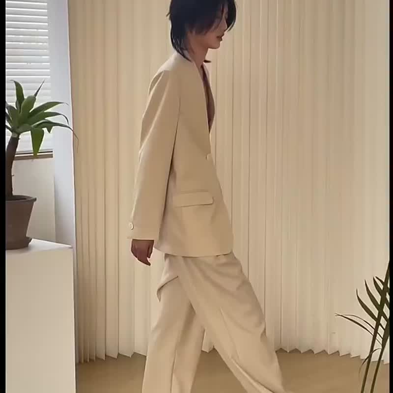 Black 3-color wool neutral solid color minimalist one-button collarless suit simple atmosphere loose silhouette coat - เสื้อสูท/เสื้อคลุมยาว - ขนแกะ สีดำ