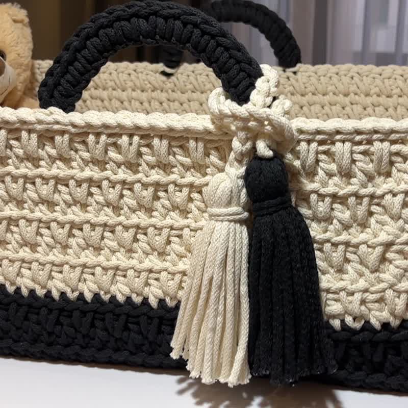 棉．麻 其他 - Moses Crocheted Basket, Baby Moses Basket two colors, Nursery Decor, New Mom Gif