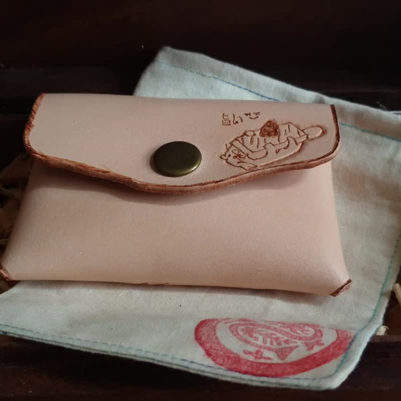 Small handmade leather wallet, coin purse with leather carving - Coin Purses - Genuine Leather 