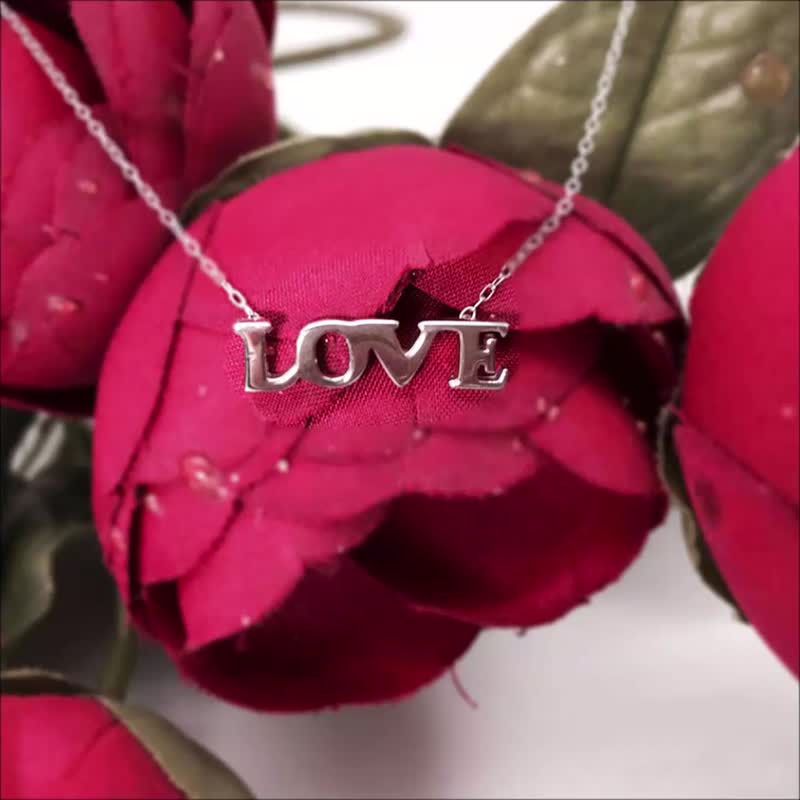 Silver Necklace LOVE in Uppercase Letter Pendant Platinum-Clad Thin 1mm Chain - สร้อยคอทรง Collar - เงินแท้ สีเงิน