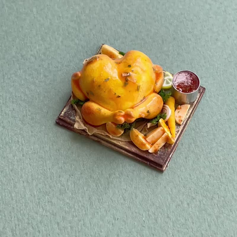 Miniature fried chicken on a tray - 公仔/玩偶 - 其他材質 