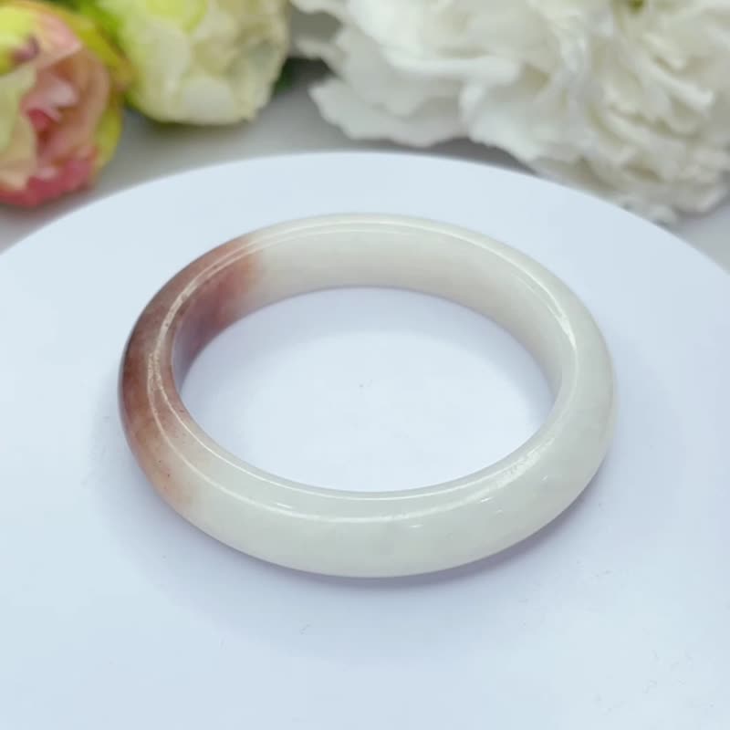 No.100 Sugar White Jade Sugar Jade Bracelet Bracelet Inner Diameter 56 MM Ring Bracelet - สร้อยข้อมือ - หยก หลากหลายสี