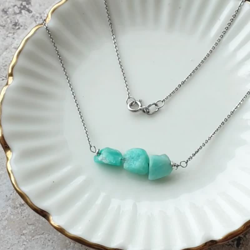 Rough Amazonite Necklace, 925 Silver, Taurus Jewelry, Virgo Gift, Zodiac Crystal - สร้อยคอ - เครื่องเพชรพลอย สีเขียว