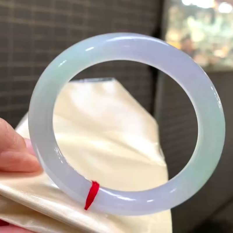 冰種 天然翡翠 緬甸 A玉 玉鐲 • 冰種馬卡龍春帶彩翡翠圓鐲 - 手鍊/手環 - 玉石 藍色