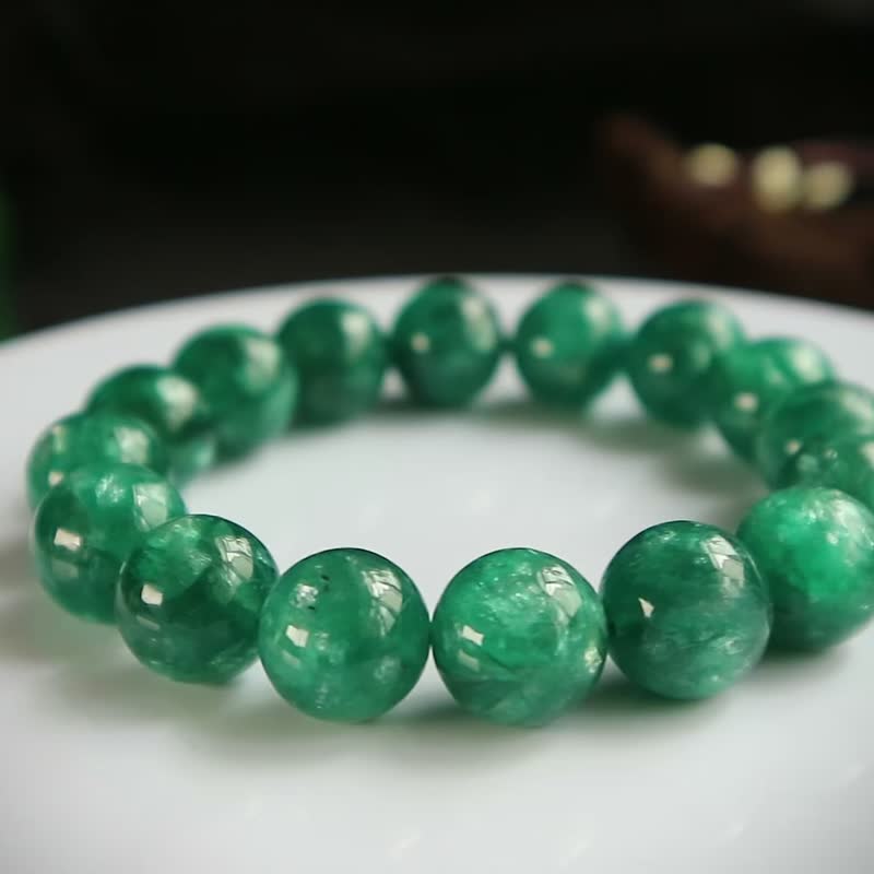 [One thing, one picture] Dream-level 13mm emerald crystal bracelet - Bracelets - Crystal Green