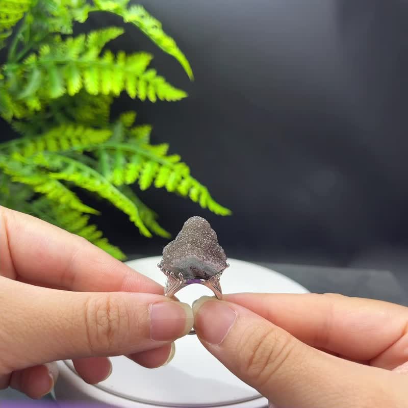 橄欖綠瑪瑙活口戒指 隨形原石標本 異象元寶星光手工指環 S925銀 - 戒指 - 半寶石 