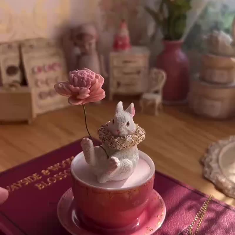手作(宮廷陶瓷杯子兔)擴香石 - 香氛/精油/擴香 - 其他材質 粉紅色