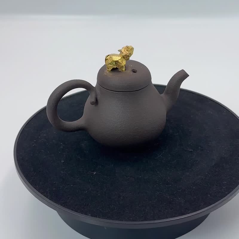 紫砂壺-山彎梨型壺-余華宇老師手作-約120cc - 茶壺/茶杯/茶具 - 其他材質 