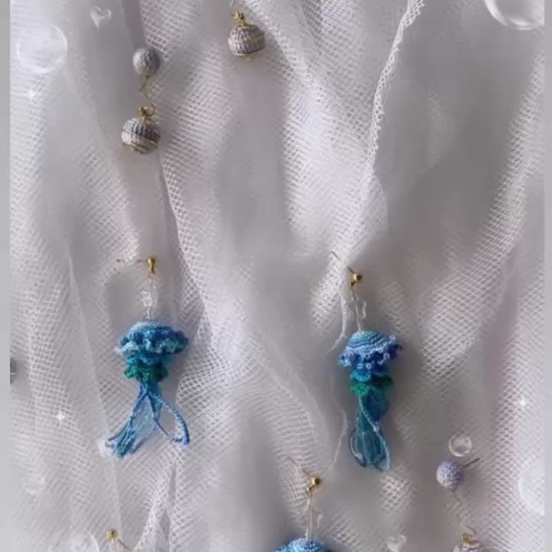 【なな】クラゲピアス Amazon | Merucy 両耳 クラゲ ピアス レディース アクセサリー