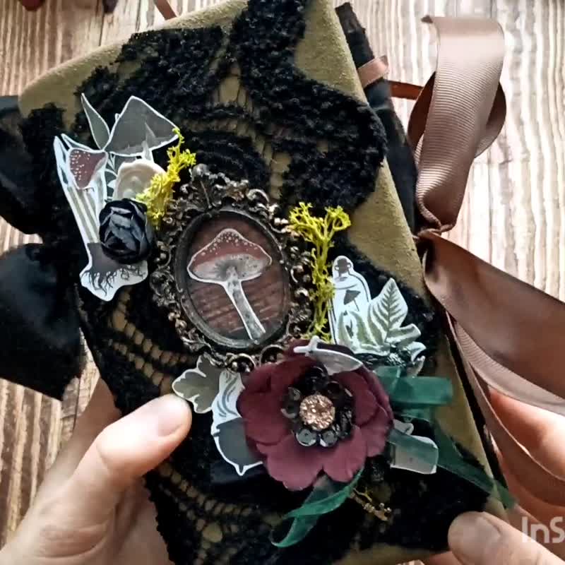 Magic forest  junk journal handmade Fairy witch black cat grimoire decorated - สมุดบันทึก/สมุดปฏิทิน - กระดาษ สีเขียว