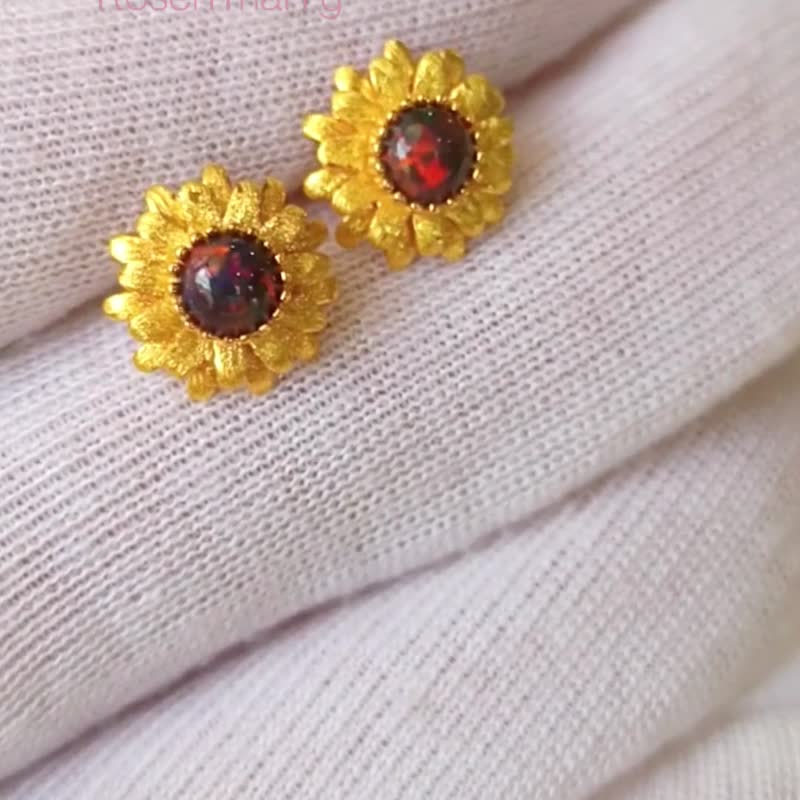Natural Black Opal Sterling Silver 925 with Gold plated. - 耳環/耳夾/耳骨夾 - 純銀 黑色