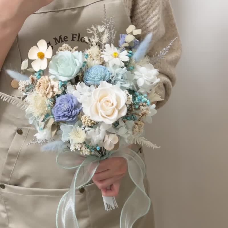 Heart of the Ocean Eternal Dry Korean Style Bouquet - ช่อดอกไม้แห้ง - พืช/ดอกไม้ สีน้ำเงิน
