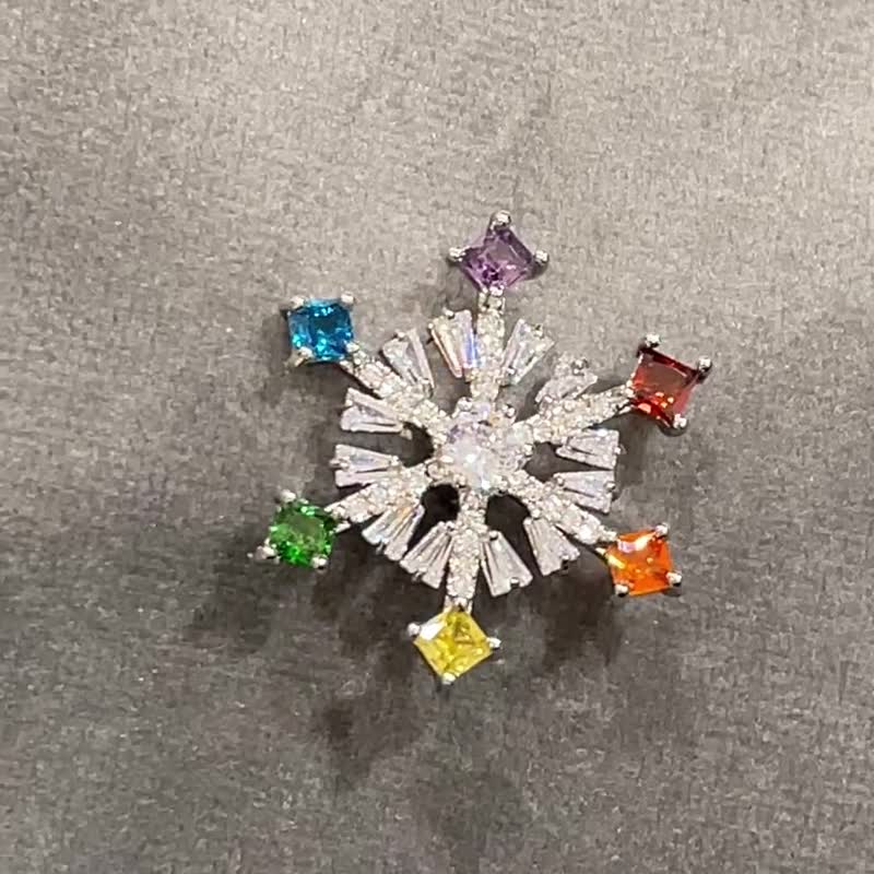 Rainbow Snowflake Zircon Brooch LGBTQ+ - Brooches - Gemstone Multicolor