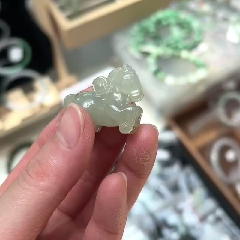 冰種 天然翡翠 緬甸 A玉 玉鐲 • 冰種湖綠色馬翡翠吊墜 - 手鍊/手環 - 石頭 綠色