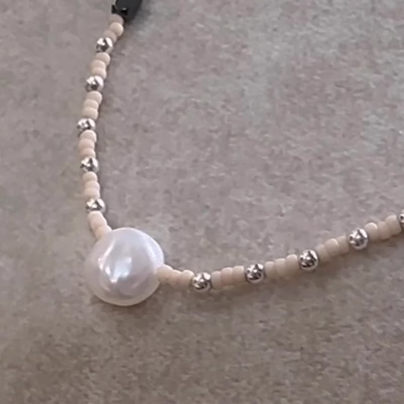 Necklace Pearl Japanese Beads Bronze- Send you a little flower - - Necklaces - Semi-Precious Stones Gray