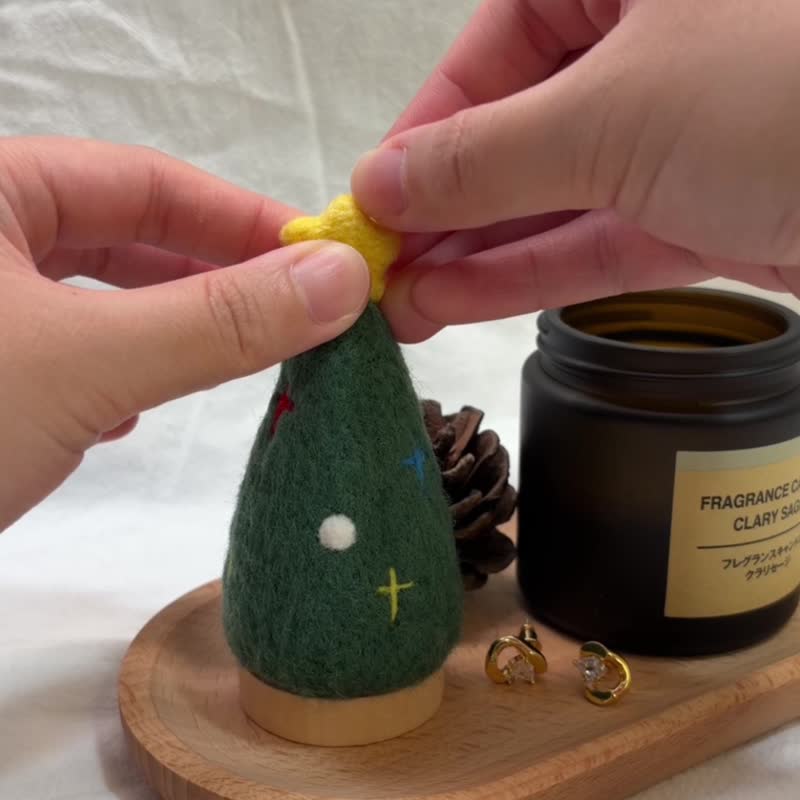 【Christmas Gift】Felted Palm Star Christmas Tree /Jewelry & Pet Whisker Organizer - ของวางตกแต่ง - ขนแกะ สีเขียว