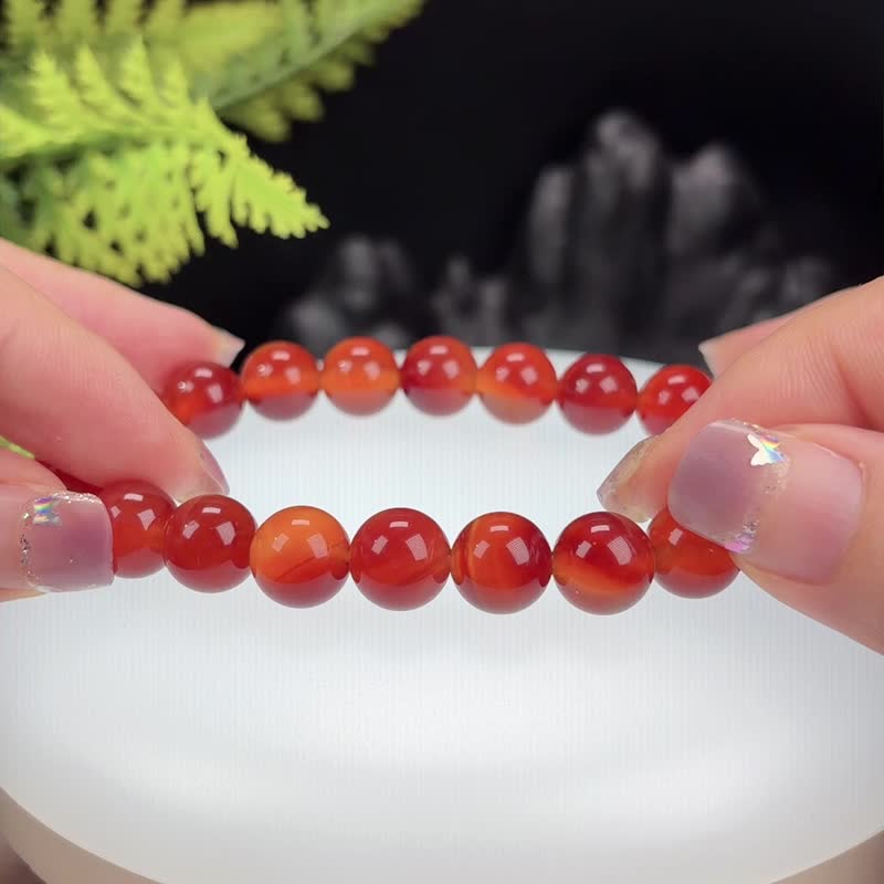 レッドアゲートブレスレット 10mm 氷のようにクリアで輝く 重ね付け 男女兼用 運気上昇 財運繁栄 個人的魅力アップ - ブレスレット - 半貴石 レッド