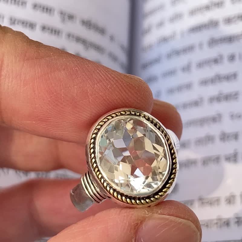 Natural Himalayan White Crystal Ring Made in Nepal 925 Sterling Silver Handmade - แหวนทั่วไป - คริสตัล 
