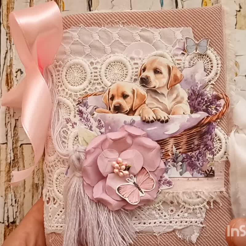 Lilac Lavander dog junk journal handmade Lace flowers puppy notebook - สมุดบันทึก/สมุดปฏิทิน - กระดาษ สึชมพู