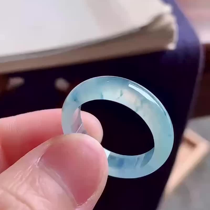 冰種翡翠 天然翡翠A玉班指披指指環 • 冰種藍花翡翠戒指 - 戒指 - 玉石 藍色