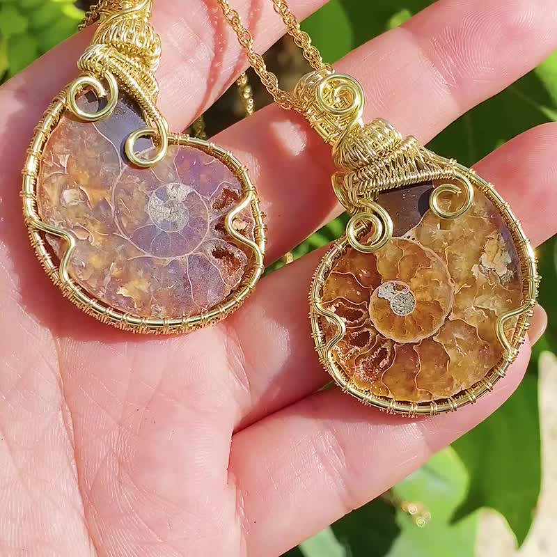 【斑彩螺化石】手作耳環 / 招財菊石 - 擺飾/家飾品 - 水晶 