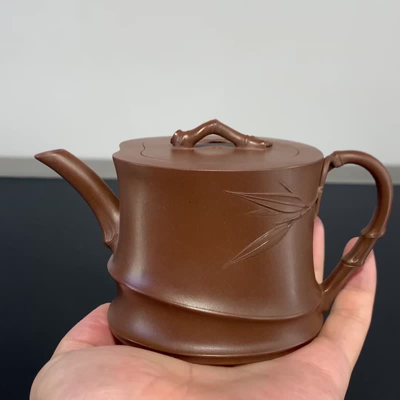 竹节壶 紫泥 200cc 泥料上乘 精工细作 造型浑然一体 - 茶壺/茶杯/茶具 - 陶 灰色