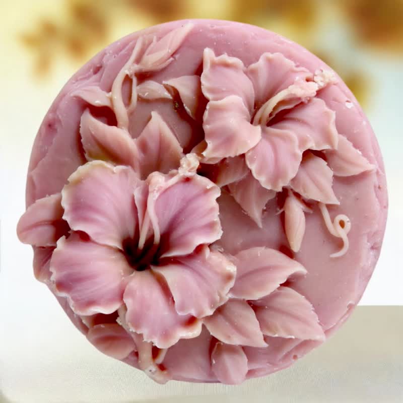 Handsome Hibiscus rosa-sinensis Herbal Handmade Soap Bath and Facial Soap - ผลิตภัณฑ์ล้างมือ - วัสดุอื่นๆ 